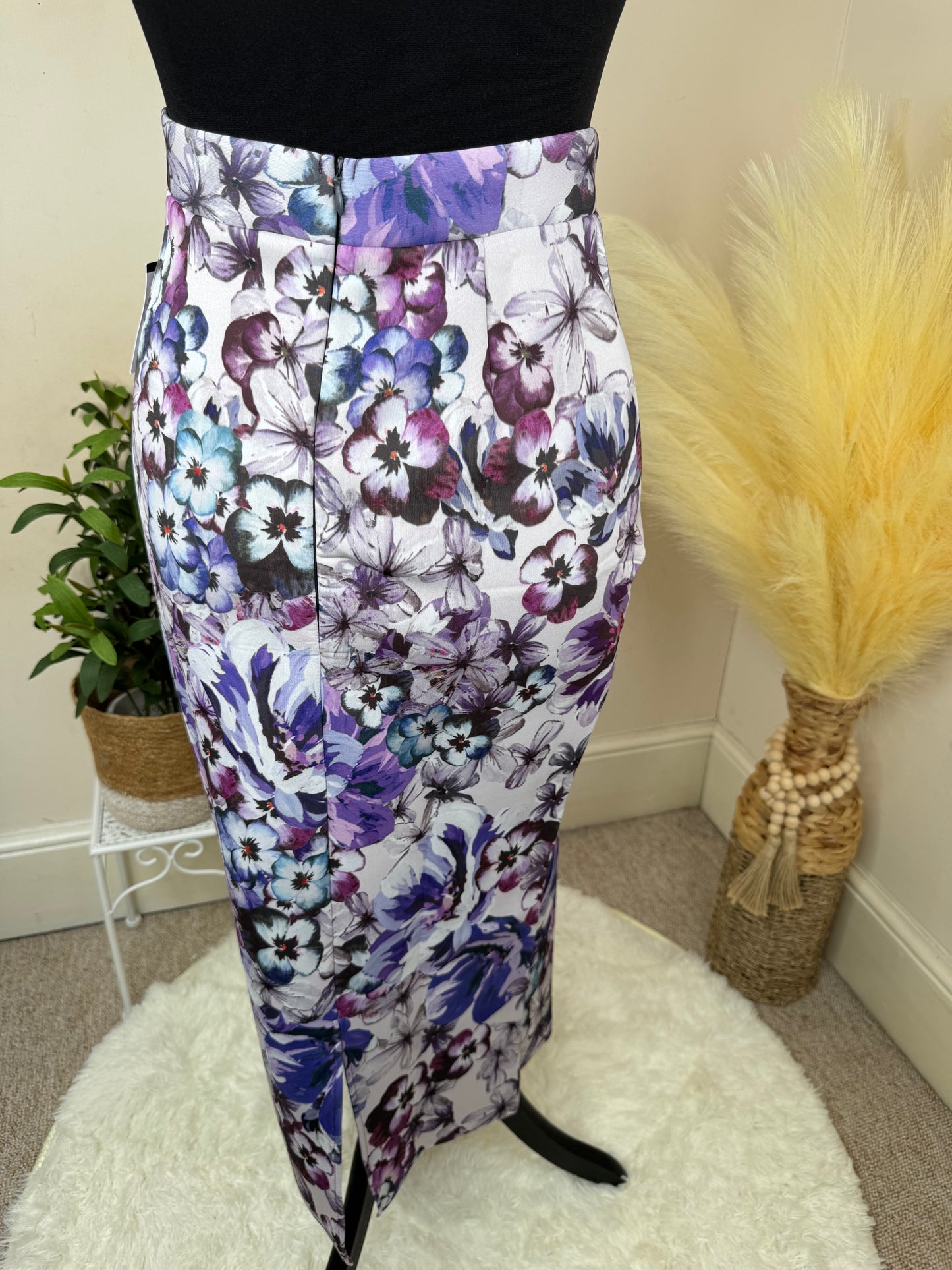 Women’s Floral Pencil Skirt – Purple Print – Size 10 (Fits Small)