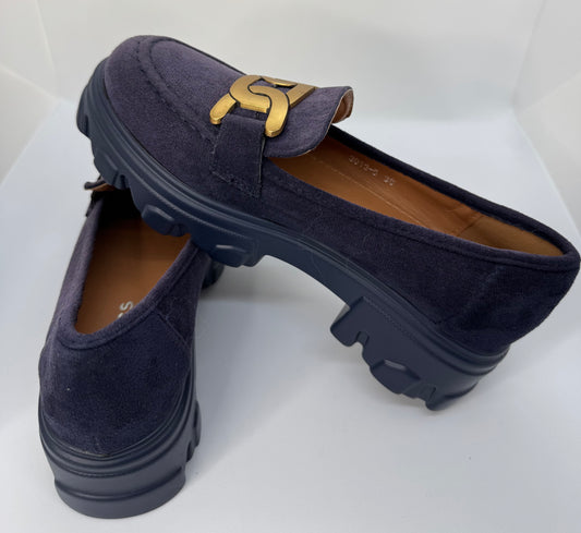 Women’s Suede Chunky Loafers – Flat Slip-On Shoes Purple with Gold Chain Detail