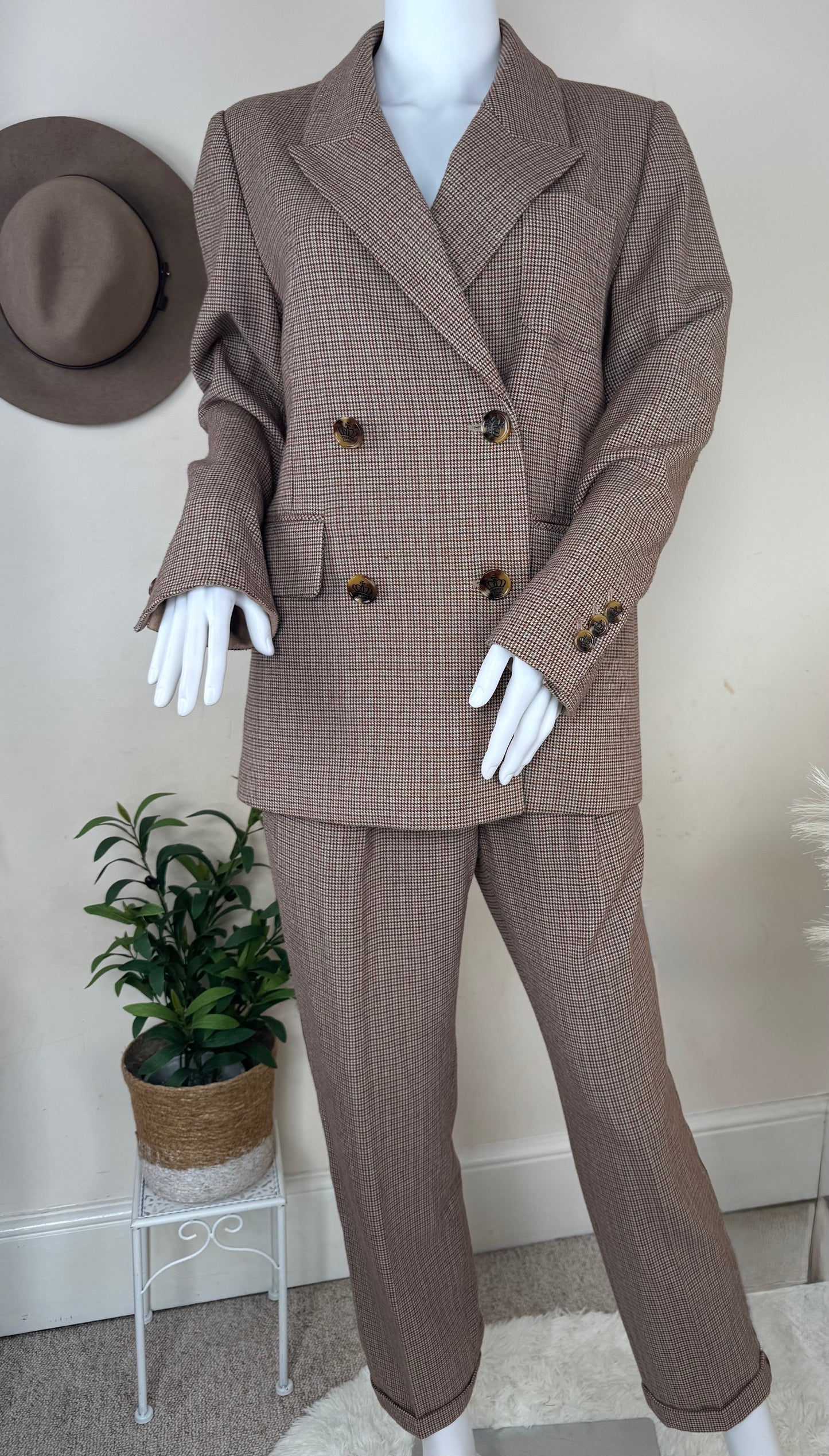 Women’s Checked Tailored Trouser Suit – Blazer & Trousers Set (UK Size 10)