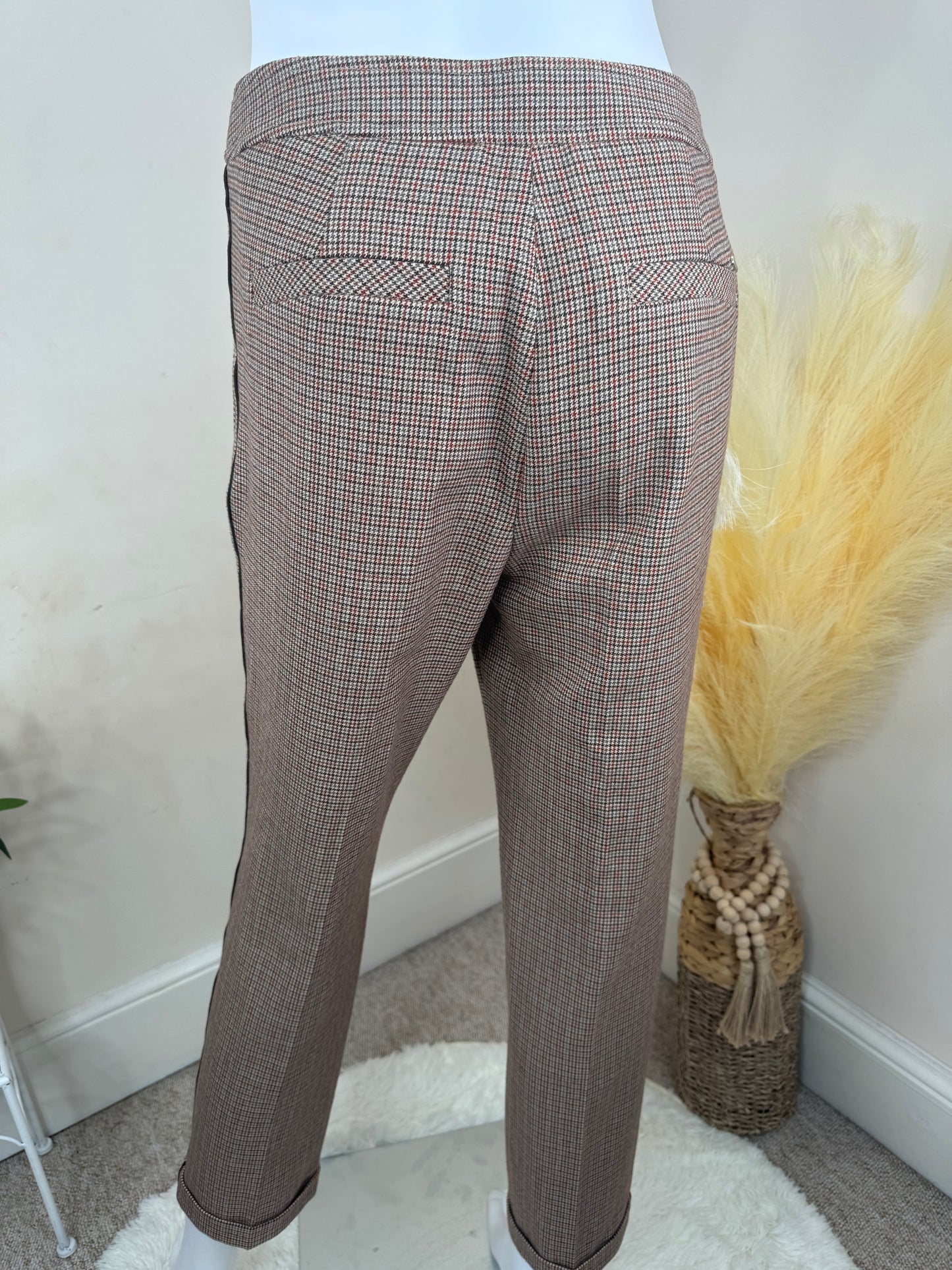 Women’s Checked Tailored Trouser Suit – Blazer & Trousers Set (UK Size 10)