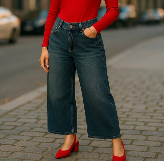 Women’s Wide Leg Jeans – UK Size 8 – High Waist Cropped Denim