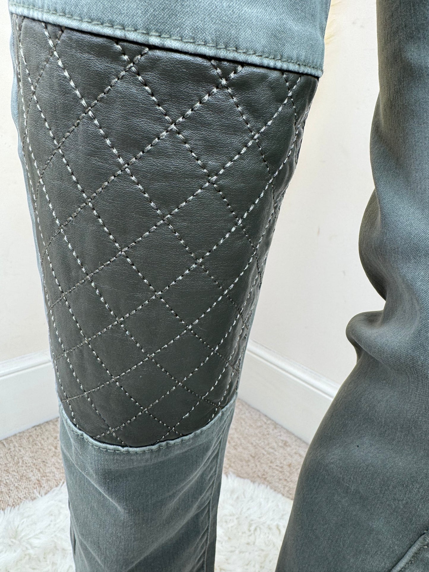 Women’s Straight Leg Trousers with Quilted Knee Patches Green– Size UK 14 (EU 42)