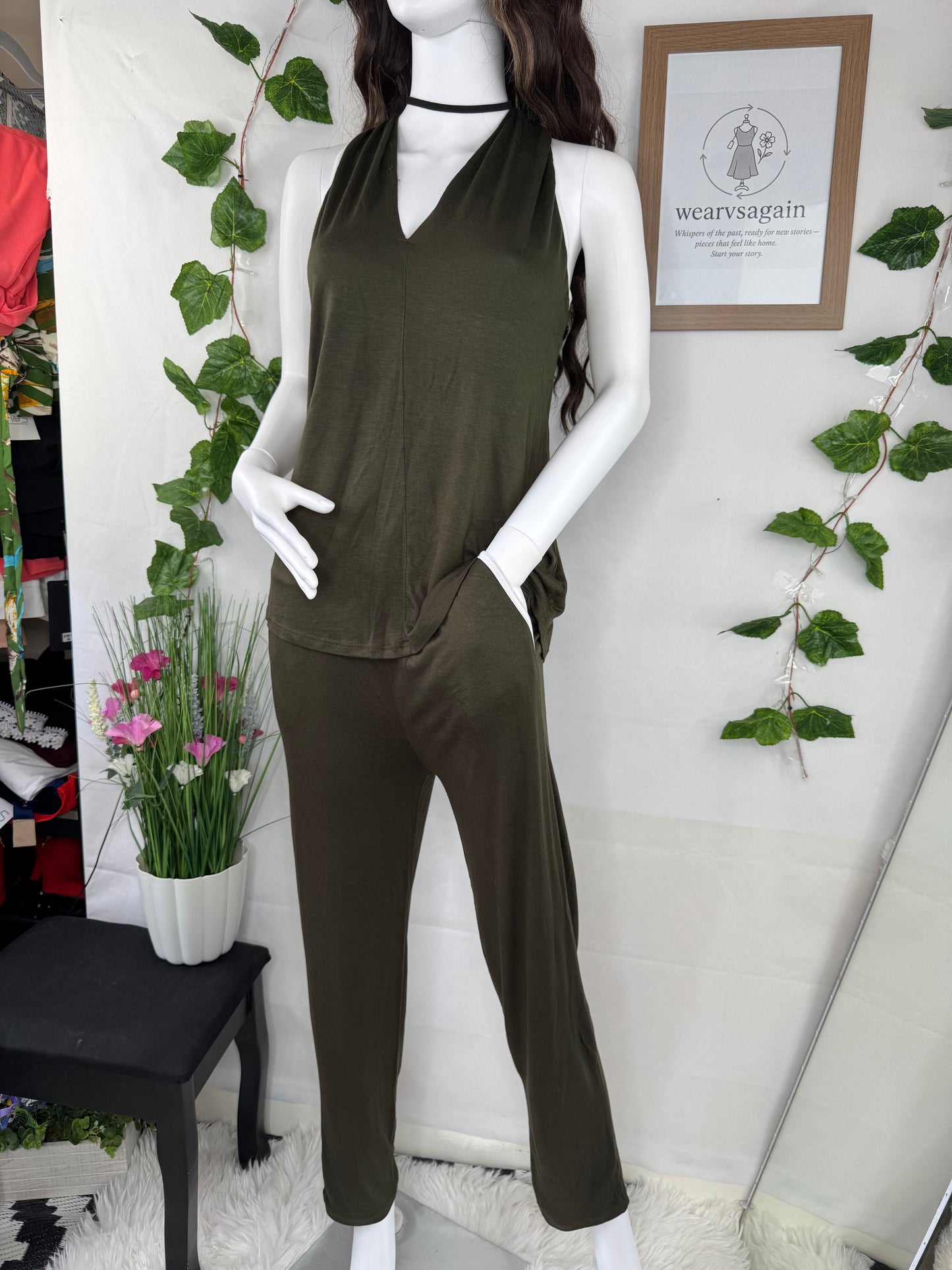 Women’s lounge set – halter neck top & soft stretch trousers – comfy co-ord size 8/10
