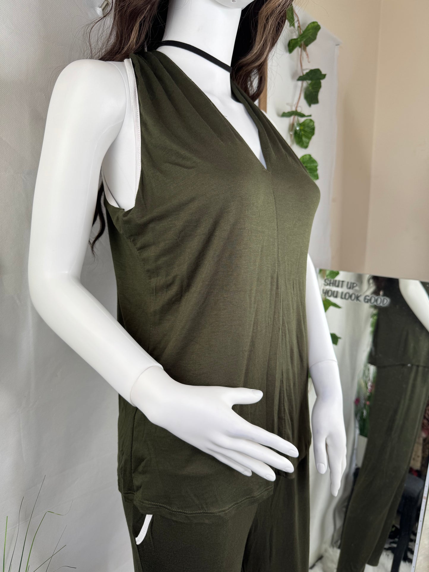 Women’s lounge set – halter neck top & soft stretch trousers – comfy co-ord size 8/10
