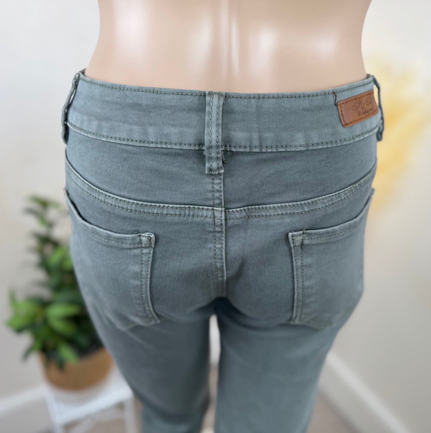 Women’s Straight Leg Trousers with Quilted Knee Patches Green– Size UK 14 (EU 42)