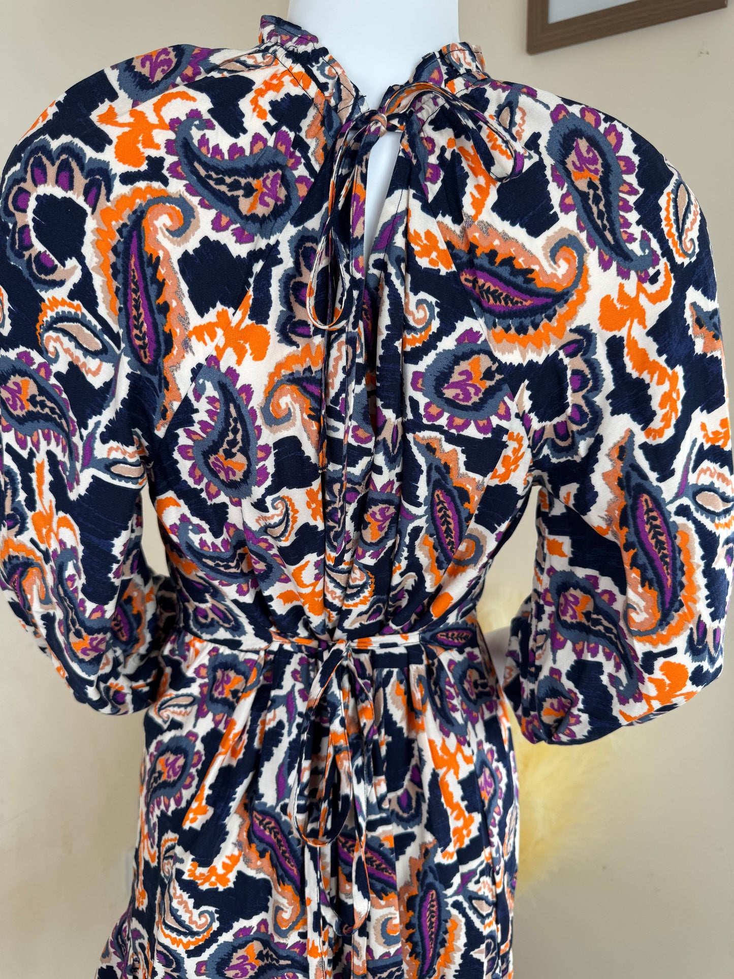 Women’s Paisley Print Mini Dress – Size 8 Long Sleeve