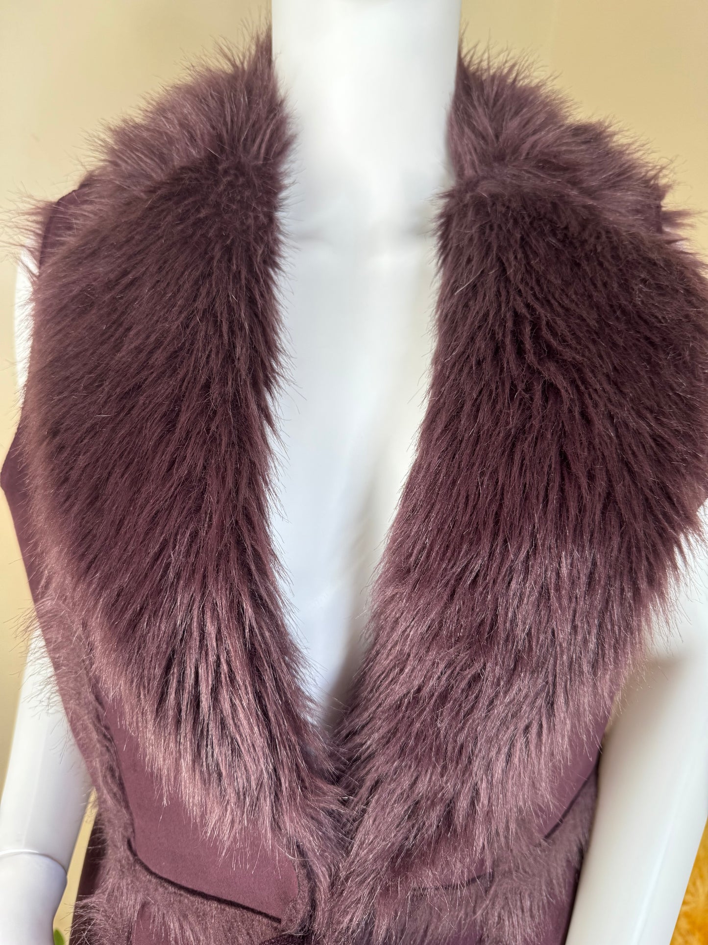 Women’s Burgundy Faux Fur Gilet – Size 8 Marks & Spencer