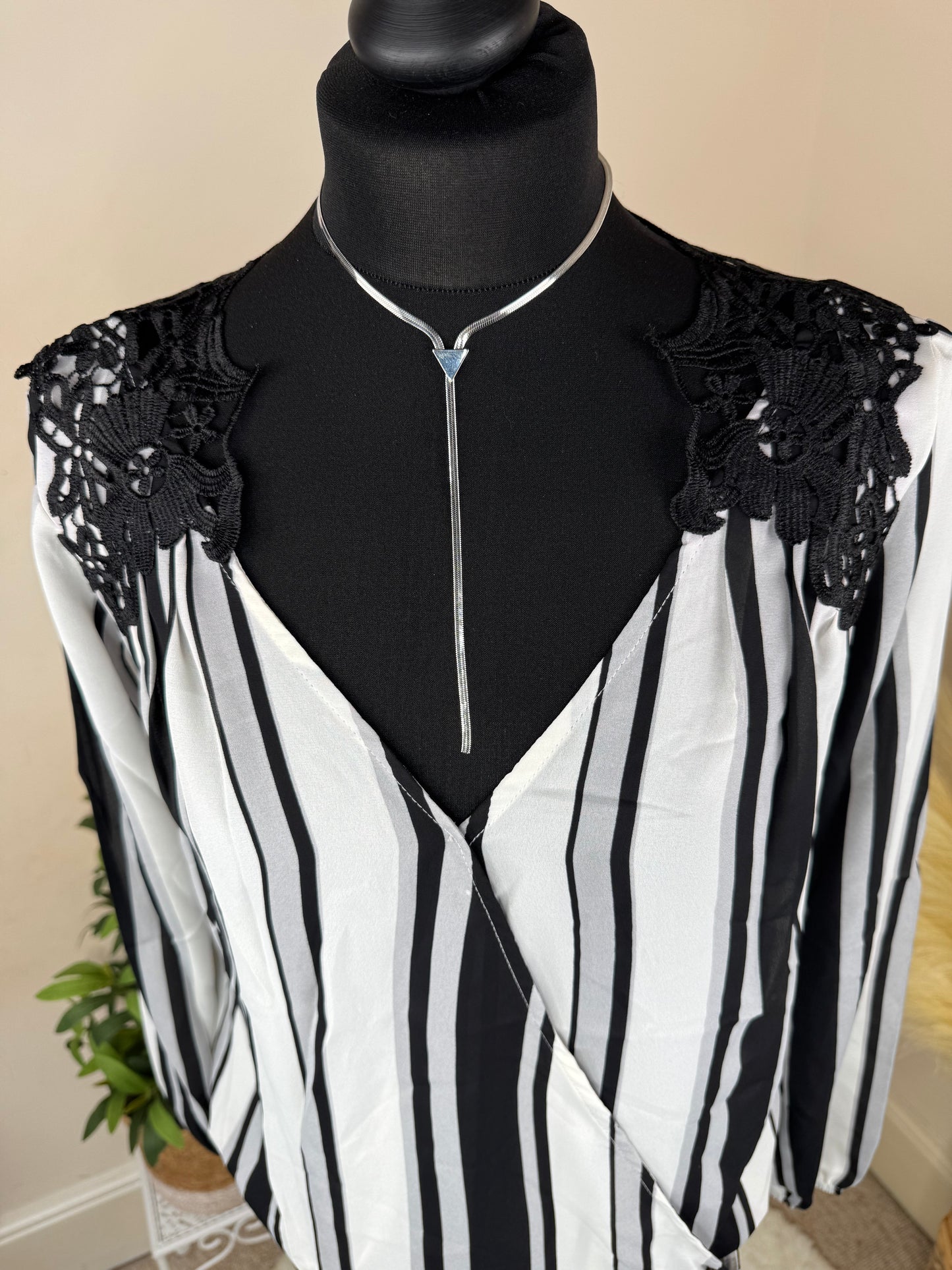 Black and White Striped Blouse – Long Sleeve V-Neck Top with Lace Shoulders – UK 10 & 14