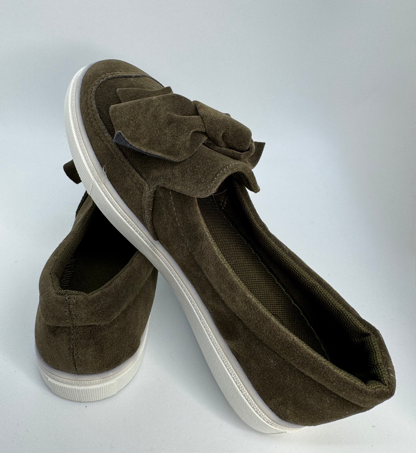 Women’s slip-on trainers with bow detail – khaki green – UK 5 / EU 38