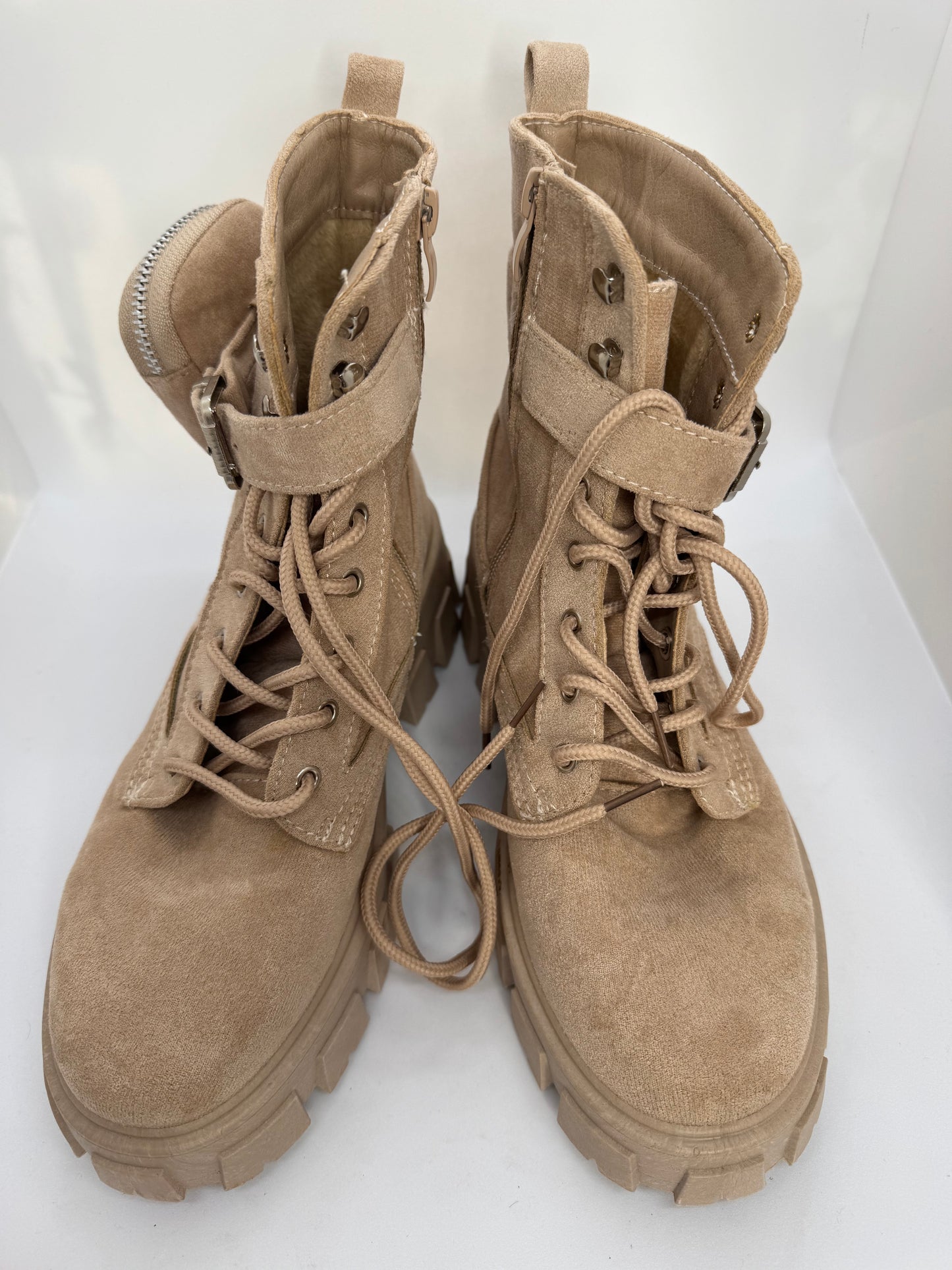 Women’s Beige Combat Boots with Pocket – Size UK 5 Faux Fur Lined Chunky Sole