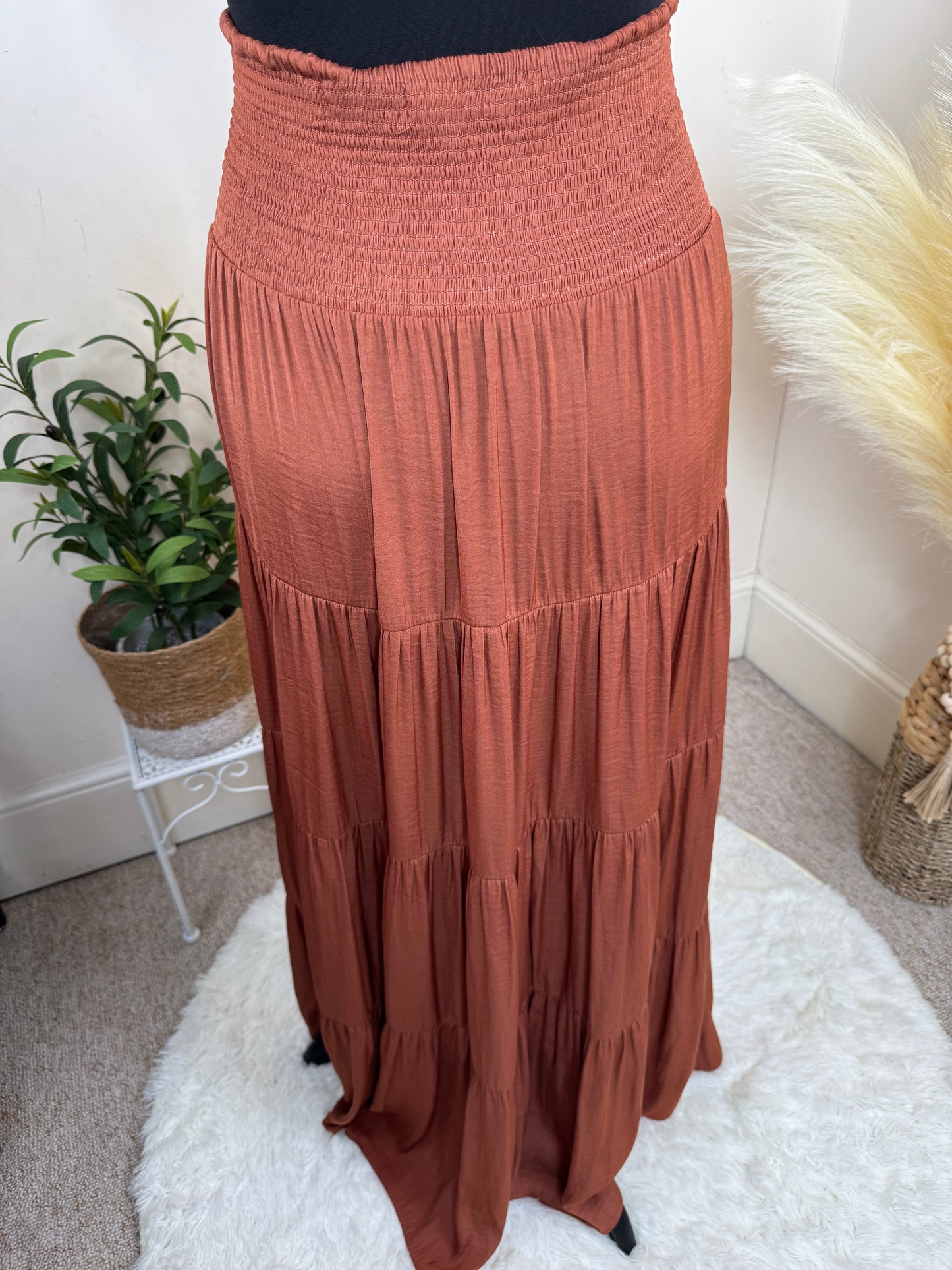 Women’s Tiered Midi Skirt – Zara – Size M (UK 10/12)