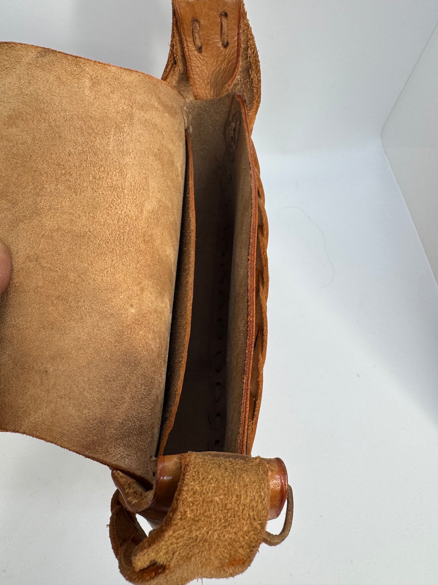 Women’s Leather Crossbody Bag – Handcrafted Tooled Floral Saddle Style Boho Shoulder Bag