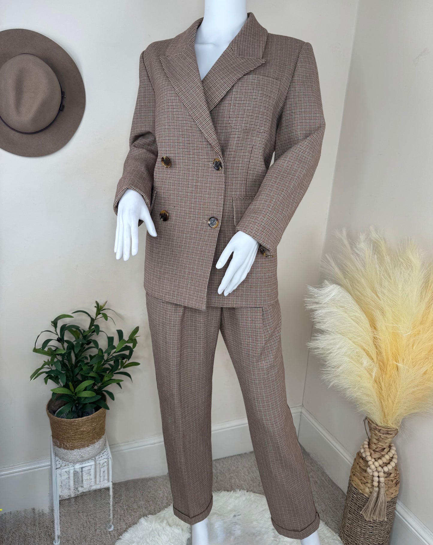 Women’s Checked Tailored Trouser Suit – Blazer & Trousers Set (UK Size 10)