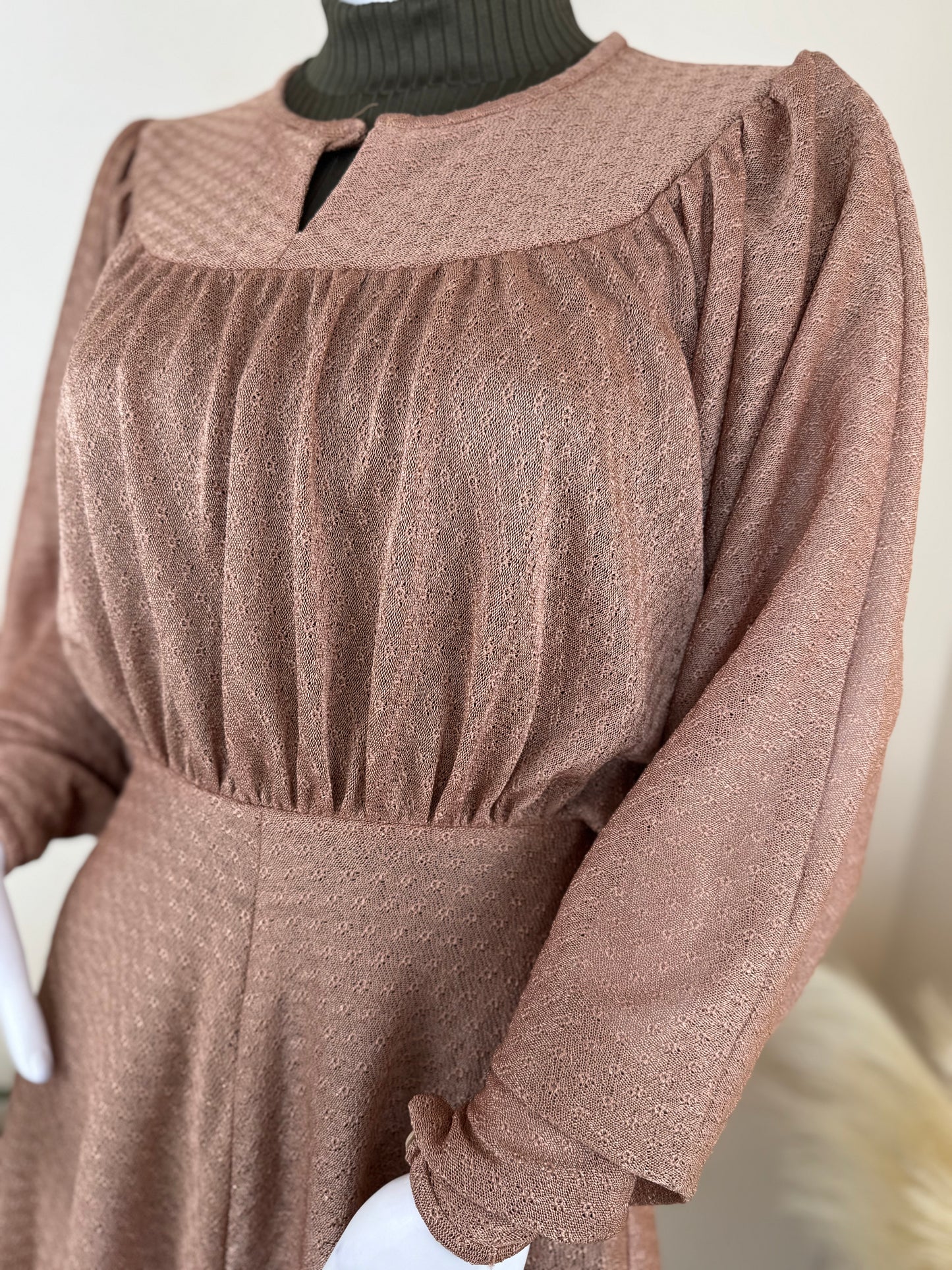 Women’s Vintage Dress Peekaboo Balloon Sleeve – Size 8 UK