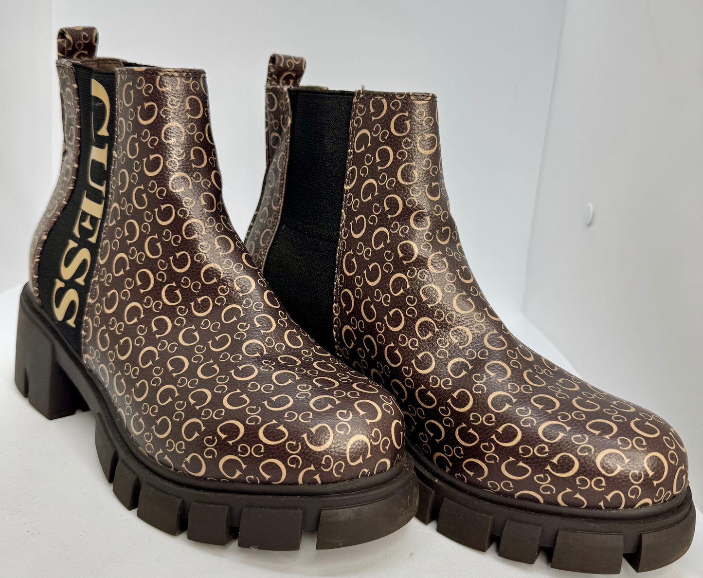 Guess Women’s Brown  Ankle Boots – Chunky Sole Chelsea Style – UK 5 (EU 38)