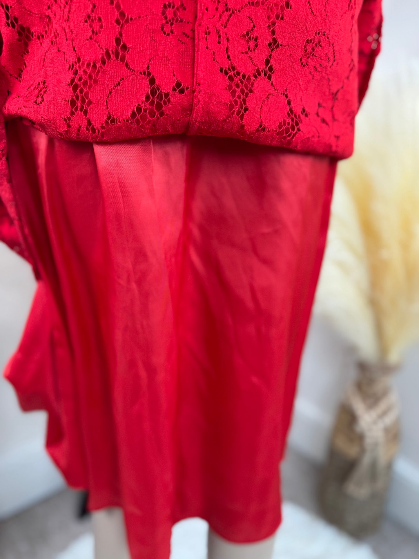 Women’s Red Lace Midi Dress – Sleeveless Occasion Wear UK size 12