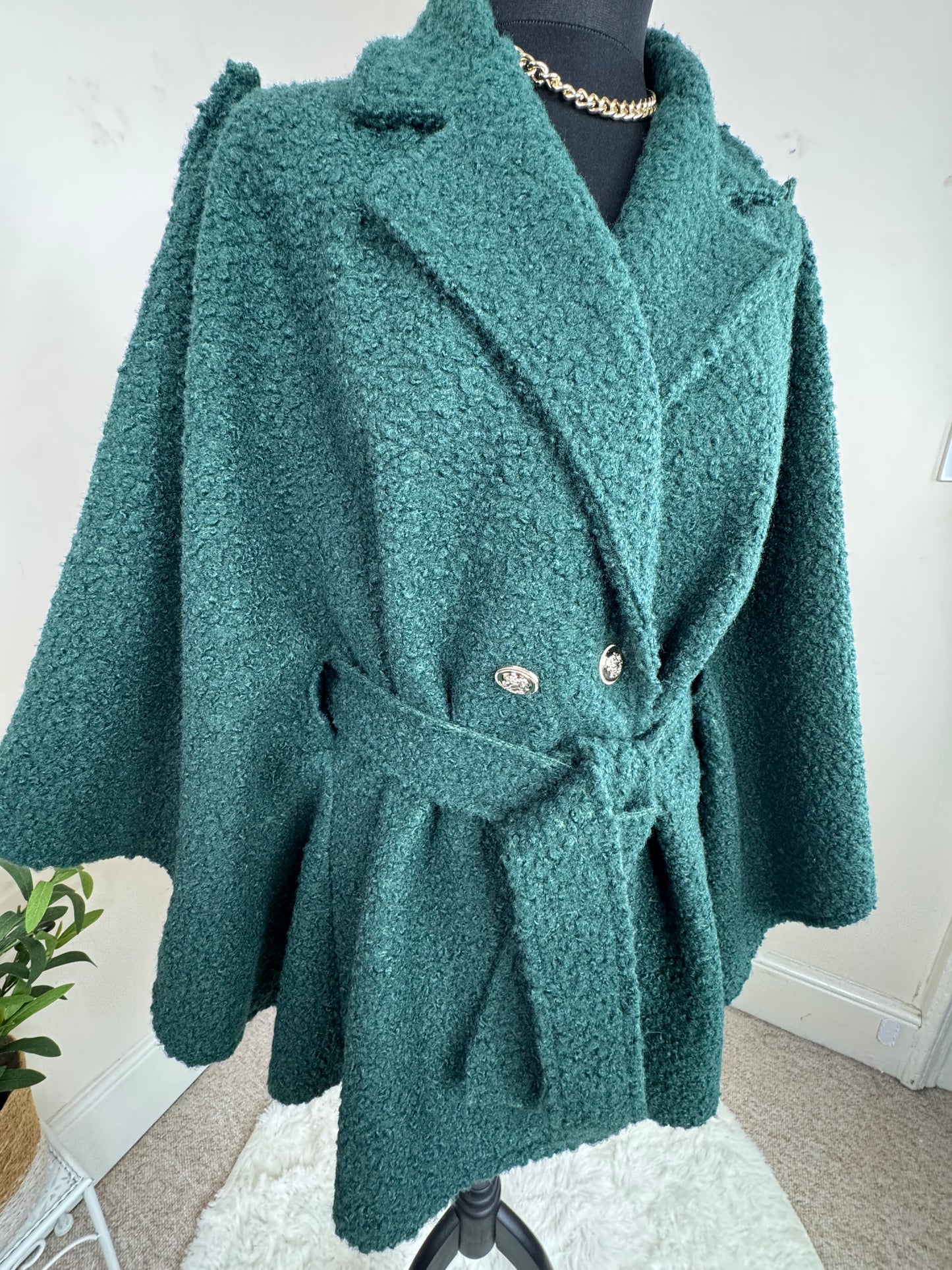 Women’s Green Belted Poncho Coat – Misumi Made in Italy (Fits UK 12–16)