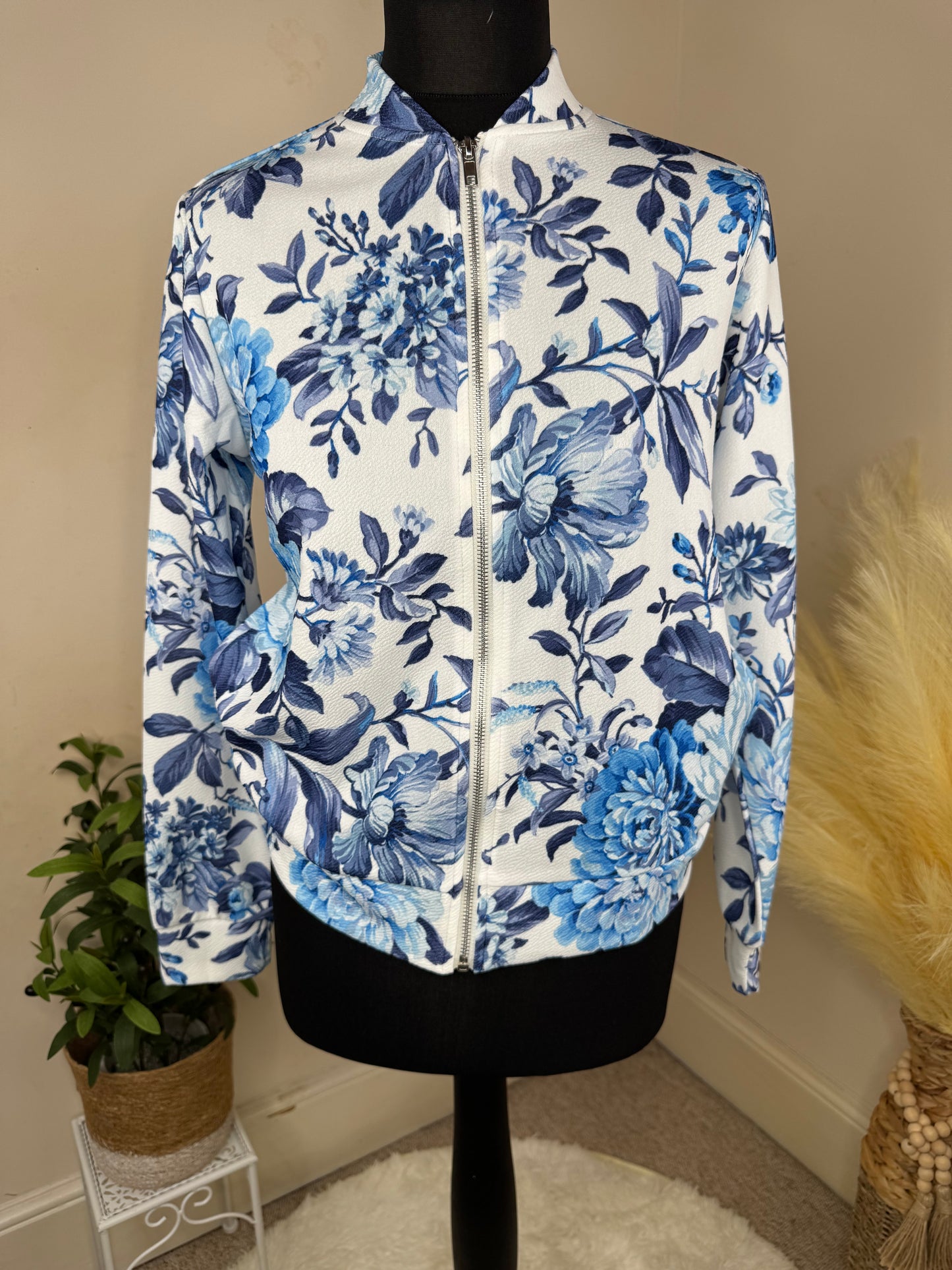 Women’s Blue Floral Zip Jacket with Pockets – Sizes 10 & 14