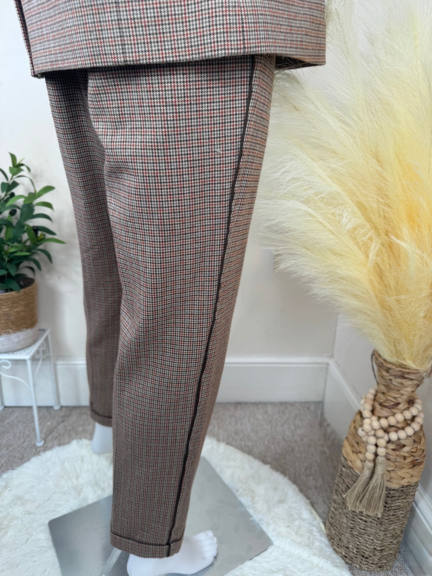 Women’s Checked Tailored Trouser Suit – Blazer & Trousers Set (UK Size 10)