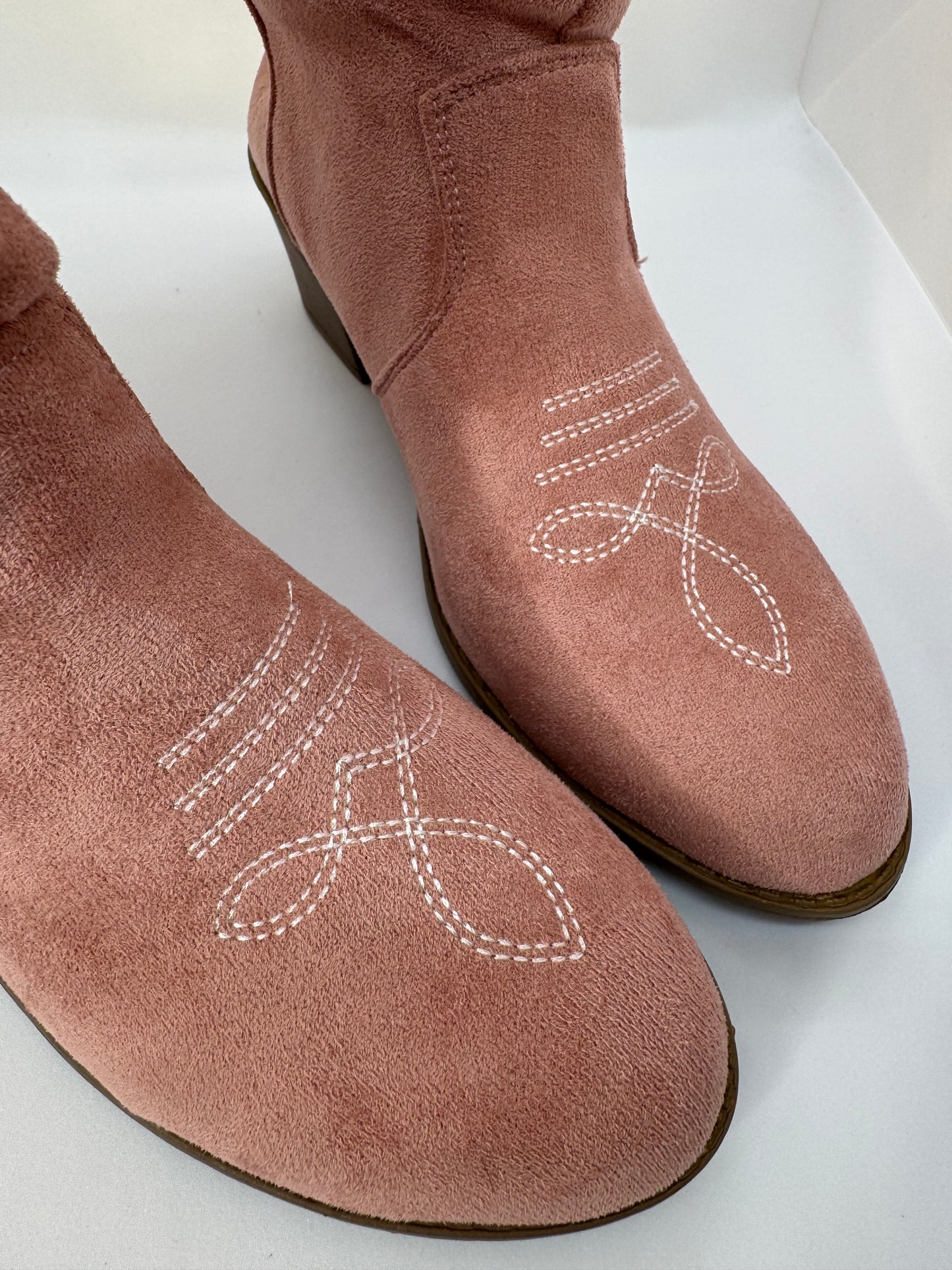 Women’s Pink Suede Cowboy Boots – UK Size 6